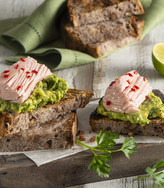 Croûtons d’avocat aux filets de piment